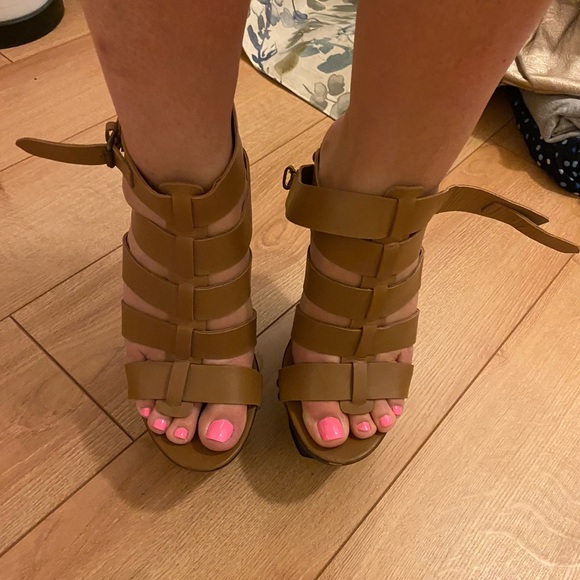 United Nude Tan Wedge - Picture 4 of 5